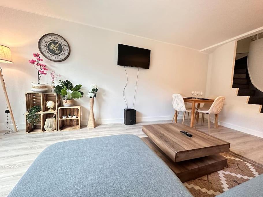 Drouet D'Erlon Duplex Spacieux, Terrasse Au Centre 랭스 외부 사진